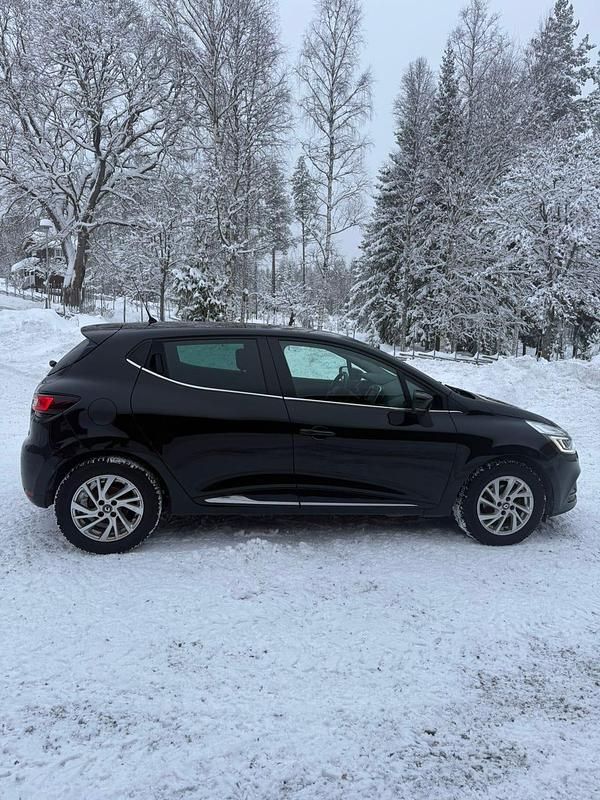 Begagnad Renault Clio IV 90 HK (66 kW) 2019