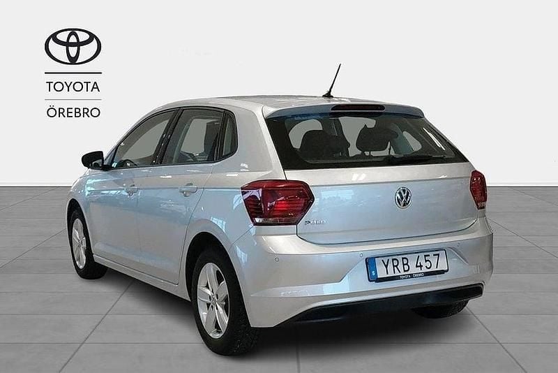Begagnad VW Polo Comfortline 95 HK (69 kW) 2018 Silver Halvkombi
