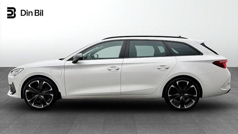 Begagnad Cupra Leon VZ 150 HK (110 kW) 2023 Candy white Kombi
