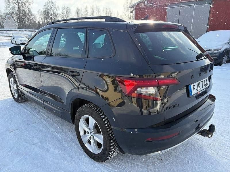 Begagnad Skoda Karoq SportLine 150 HK (110 kW) 2020 Svart SUV