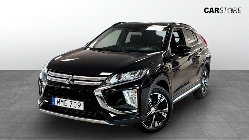 Svart (black) Begagnad 2018 Mitsubishi Eclipse Cross SUV | 189 900 kr (Marknadspris) - Bild 1/4