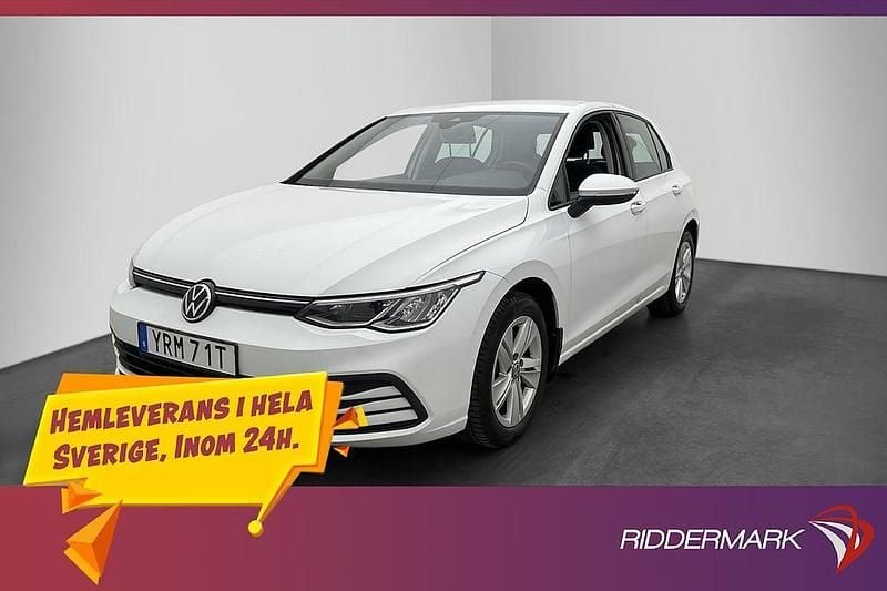 Begagnad VW Golf VIII 150 HK (110 kW) 2020 Vit Halvkombi