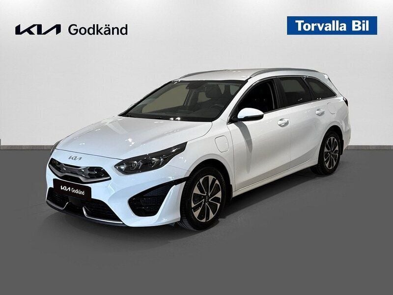Vit Begagnad 2022 Kia Ceed Sportswagon Advance Kombi | 269 900 kr (Marknadspris) - Bild 1/4
