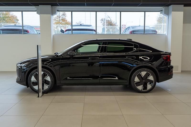 Ny Polestar 2 Long Range Single Motor 11 kW (15 HK) 2026 Svart Halvkombi