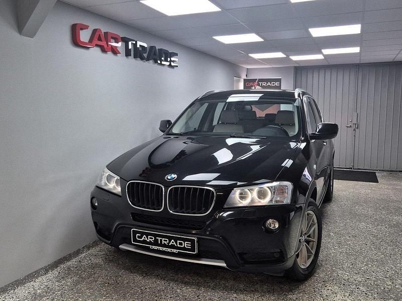 Svart Begagnad 2012 BMW X3 SUV | 109 900 kr (Marknadspris) - Bild 1/4