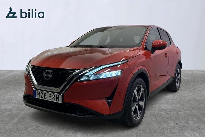 Röd Begagnad 2023 Nissan Qashqai N-Connecta SUV | 319 900 kr (Marknadspris) - Bild 1/4