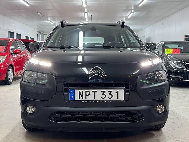 Begagnad Citroën C4 Cactus PureTech 82 HK (60 kW) 2016 Svart Halvkombi