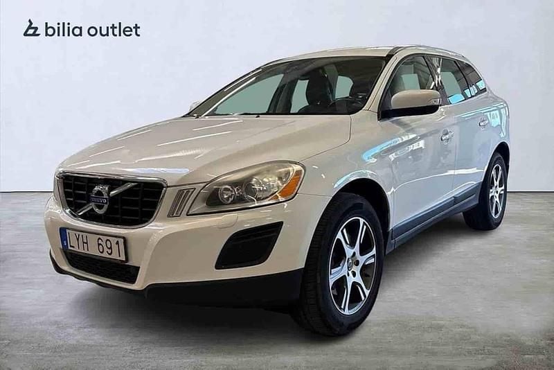 Vit Begagnad 2012 Volvo XC60 SUV | 84 900 kr - Bild 1/1