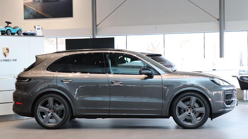 Ny Porsche Cayenne 2026 Grå SUV