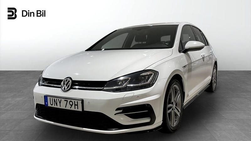Pure white Begagnad 2020 VW Golf VII R-line Kombi | 224 900 kr (Marknadspris) - Bild 1/4
