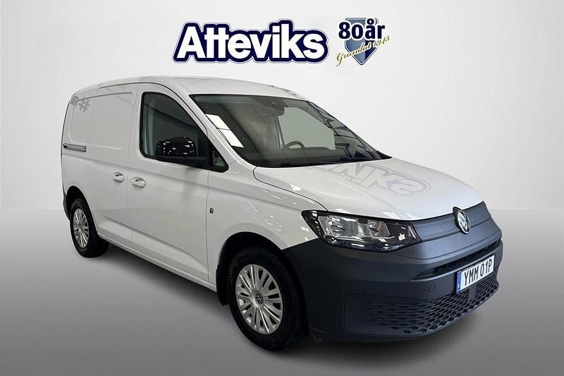 Vit Begagnad 2023 VW Caddy Minibuss | 179 900 kr (Superpris) - Bild 1/4