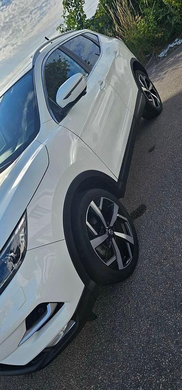 Begagnad Nissan Qashqai 158 HK (116 kW) 2021 SUV