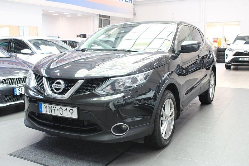 Svart Begagnad 2017 Nissan Qashqai SUV | 139 900 kr (Bra pris) - Bild 1/4
