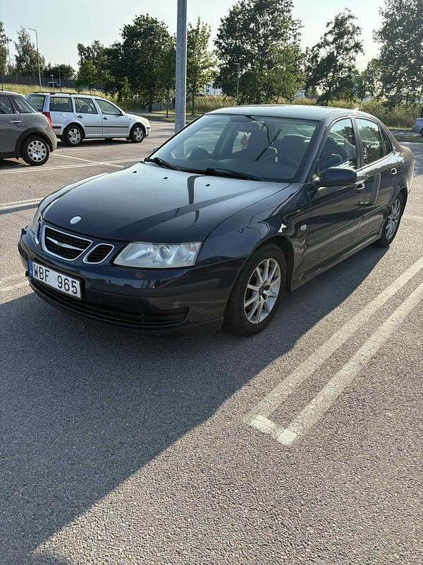 Blå Begagnad 2004 Saab 9-3 Linear Sedan | 8 500 kr (Superpris) - Bild 1/4
