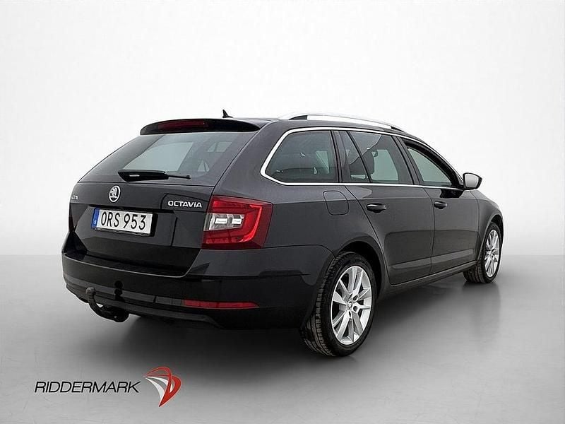 Begagnad Skoda Octavia 190 HK (139 kW) 2018 Svart Kombi