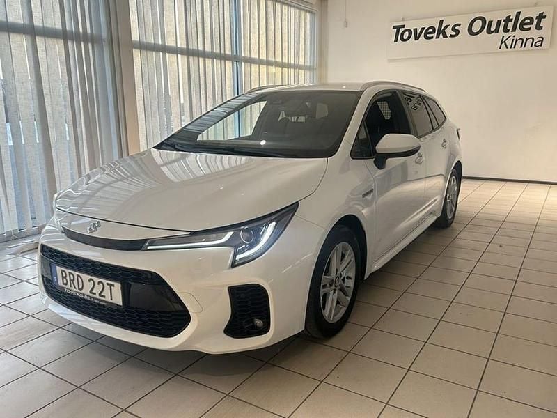 Begagnad Suzuki Swace 124 HK (91 kW) 2021 Vit Kombi