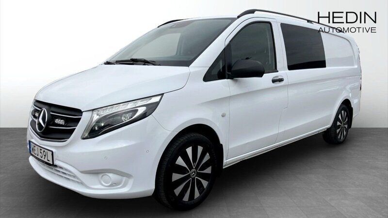 Vit (white) Begagnad 2022 Mercedes Vito Edition 1 Minibuss | 479 900 kr (Lite dyr) - Bild 1/4