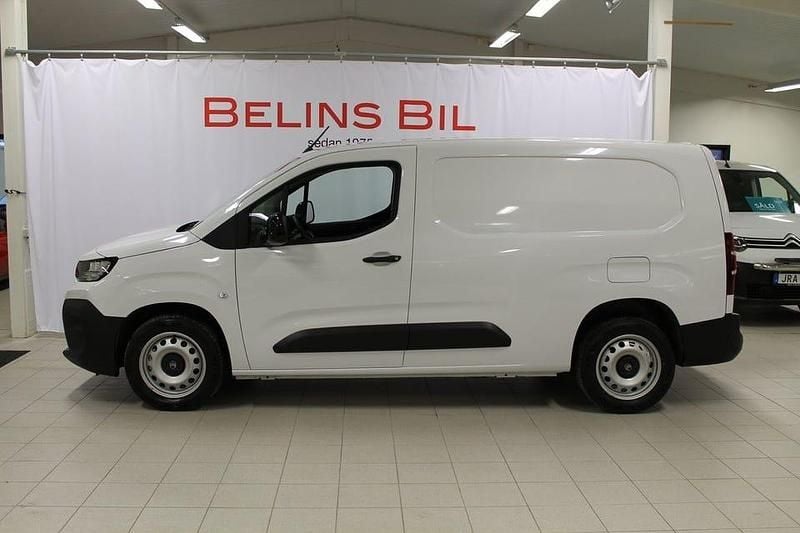 Ny Citroën Berlingo 101 HK (74 kW) 2025 Vit kaolin Minibuss