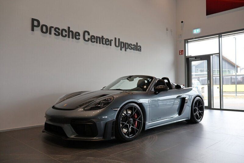 Flerfärgad Ny 2025 Porsche 718 Boxster Cab | 1 970 600 kr - Bild 1/4