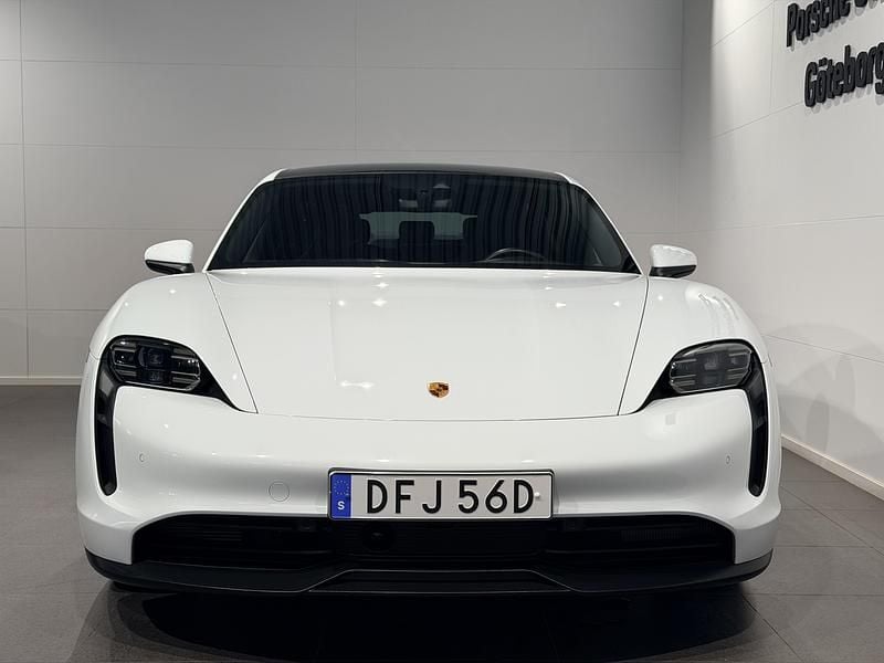 Begagnad Porsche Taycan 2022 Vit Sedan