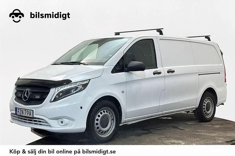 Vit Begagnad 2022 Mercedes Vito Minibuss | 269 900 kr (Superpris) - Bild 1/3