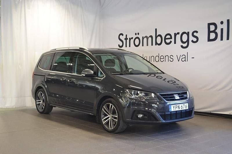 Grå Begagnad 2017 Seat Alhambra Minibuss | 309 000 kr (Dyr) - Bild 1/4
