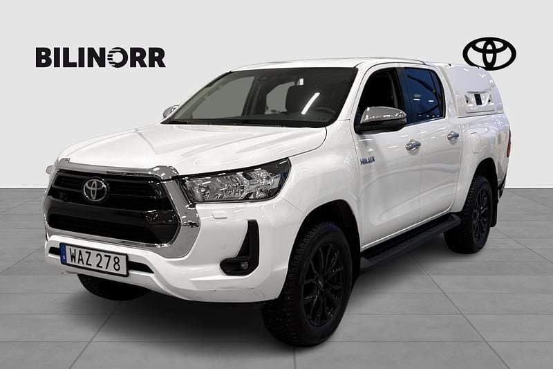 Begagnad Toyota HiLux 151 HK (111 kW) 2024 Vit Pickup