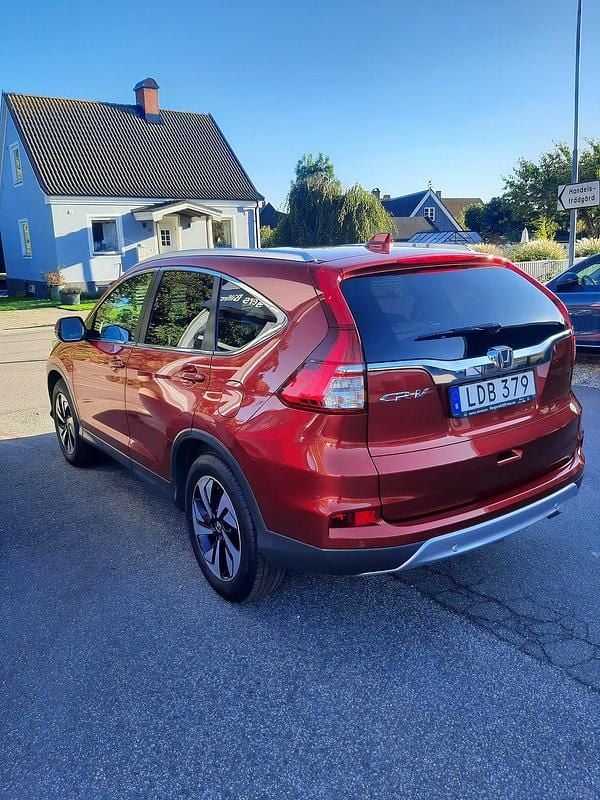 Begagnad Honda CR-V Lifestyle 160 HK (117 kW) 2015 Röd SUV
