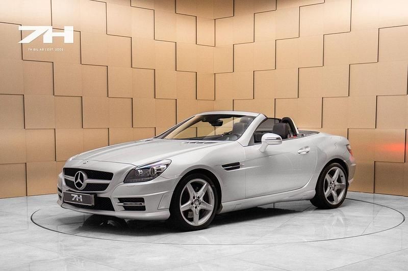 Silver Begagnad 2011 Mercedes SLK250 AMG Cab | 279 000 kr - Bild 1/4