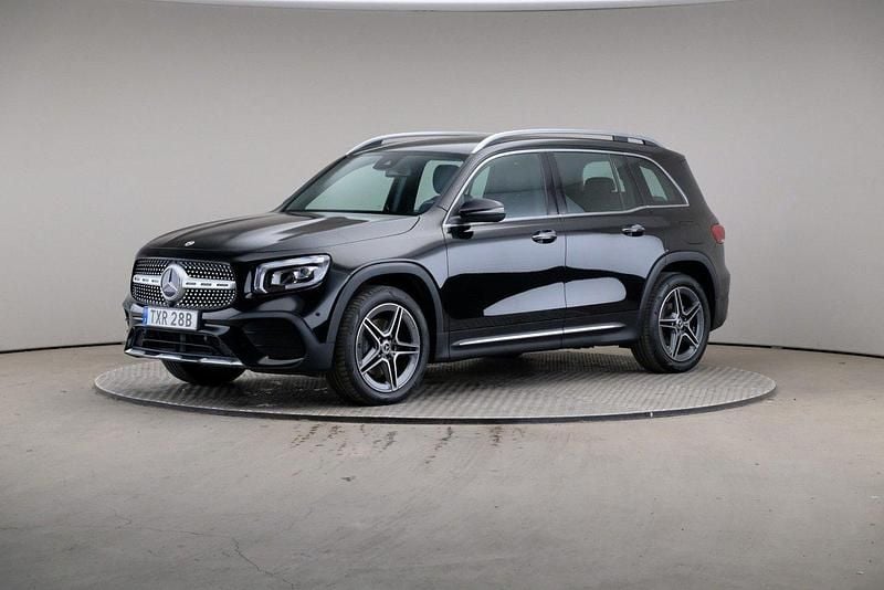 Svart Begagnad 2022 Mercedes GLB200 AMG line SUV | 339 000 kr (Bra pris) - Bild 1/4