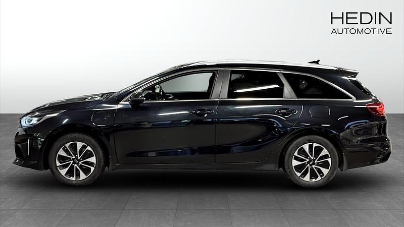 Begagnad Kia Ceed Sportswagon 2021 Svart Kombi