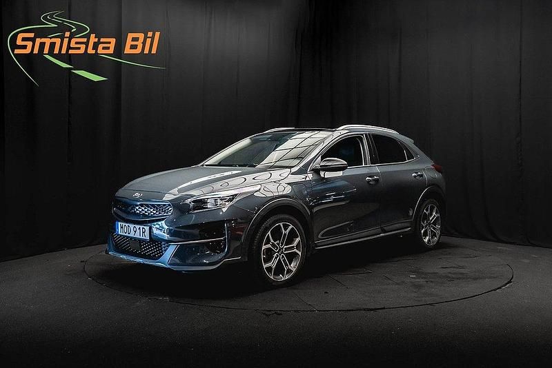 Grå Begagnad 2020 Kia XCeed SUV | 228 900 kr (Marknadspris) - Bild 1/3
