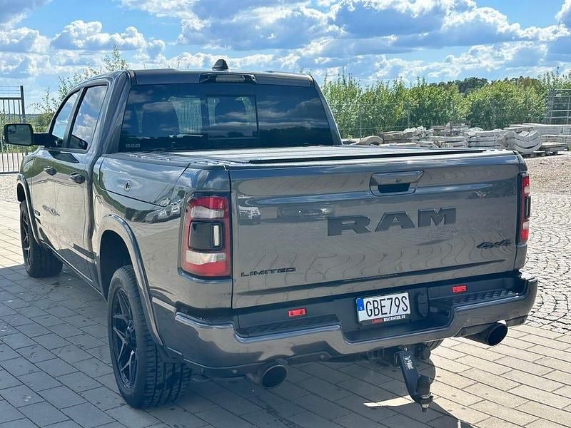 Begagnad RAM 1500 395 HK (290 kW) 2021 Pickup