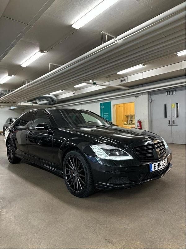 Begagnad 2008 Mercedes S320 AMG Sedan | 130 000 kr (Lite dyr) - Bild 1/4