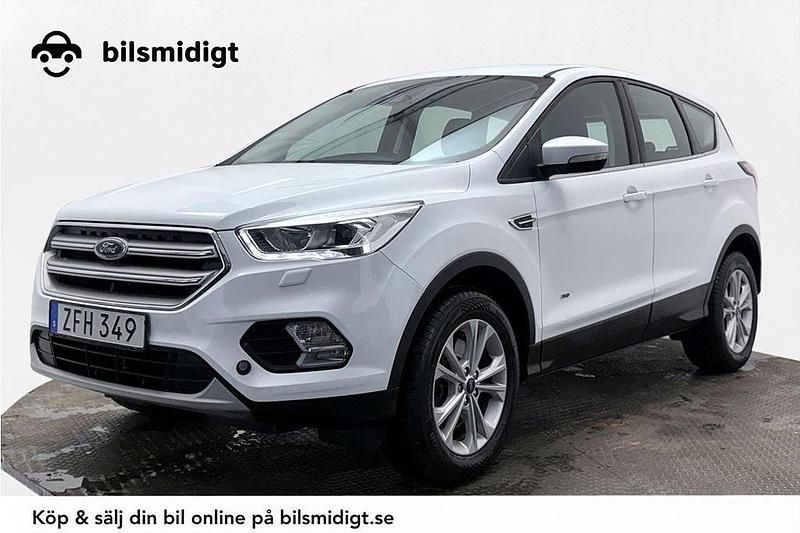Vit Begagnad 2018 Ford Kuga Titanium SUV | 189 800 kr - Bild 1/3