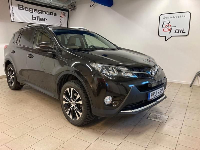 Mörkbrun Begagnad 2014 Toyota RAV4 Multidrive S SUV | 169 900 kr (Lite dyr) - Bild 1/4