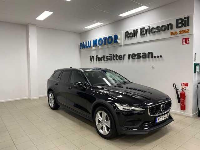 Begagnad 2024 Volvo V60 CC Kombi | 399 500 kr (Superpris) - Bild 1/4