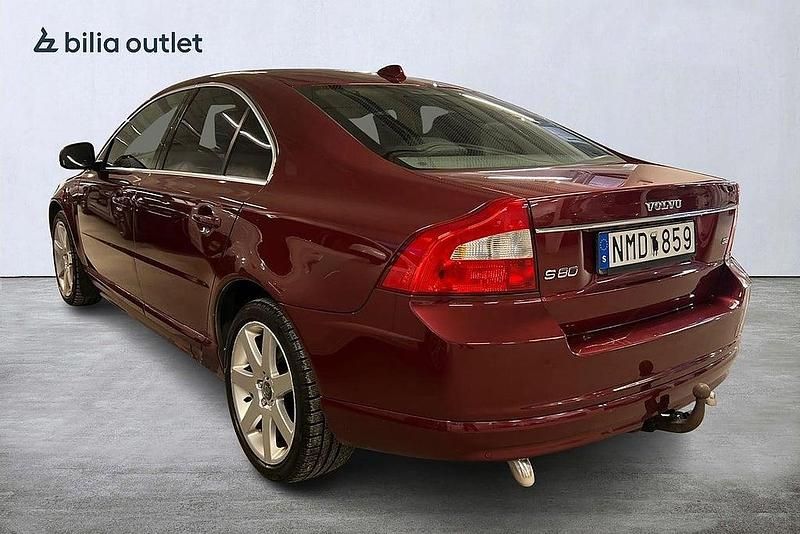 Begagnad Volvo S80 2008 Röd Sedan