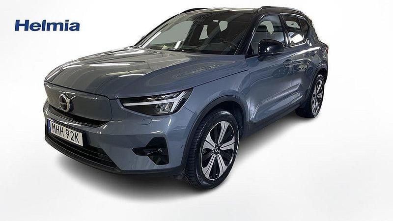 Grå Begagnad 2022 Volvo XC40 Ultimate SUV | 359 900 kr - Bild 1/4