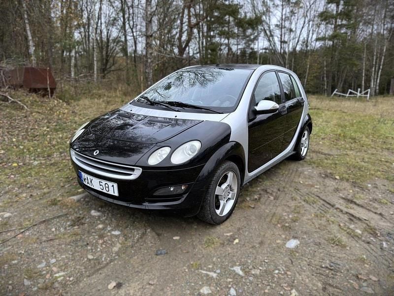 Begagnad 2004 Smart ForFour Halvkombi | 29 000 kr - Bild 1/4