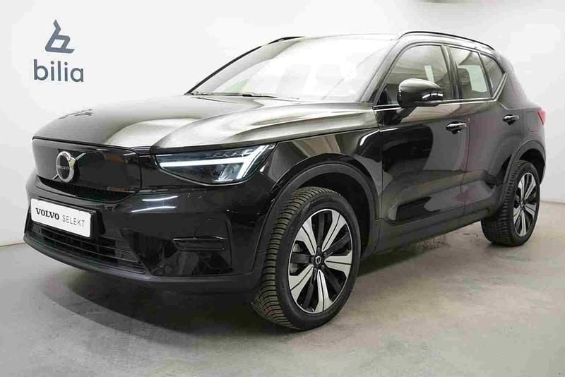 Svart Begagnad 2023 Volvo XC40 Single Motor SUV | 329 900 kr - Bild 1/1