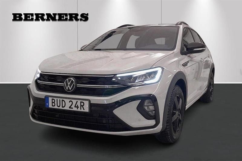 Grå Begagnad 2022 VW Taigo R-line SUV | 239 900 kr (Marknadspris) - Bild 1/4