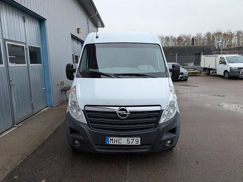 Begagnad Opel Movano 146 HK (107 kW) 2010 Vit Van