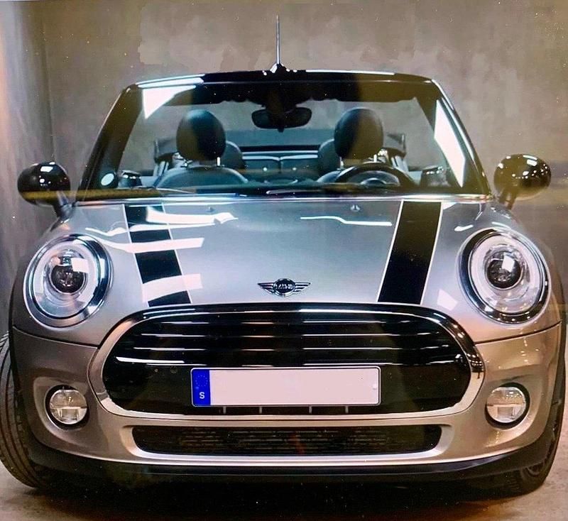 Grå Begagnad 2016 Mini Cooper D Cabriolet Cab | 153 000 kr - Bild 1/3