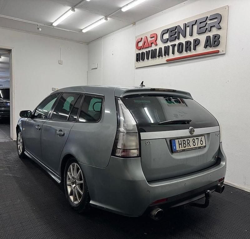 Begagnad Saab 9-3 Aero 209 HK (153 kW) 2009 Grå Kombi