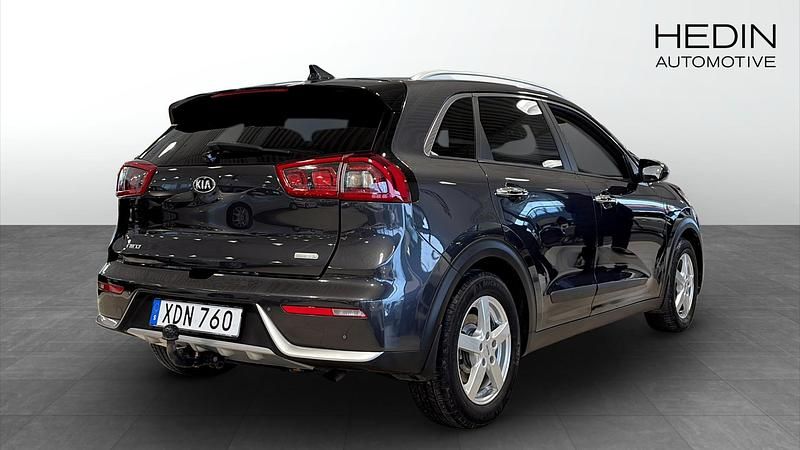 Begagnad Kia Niro 44 HK (32 kW) 2018 Grå SUV