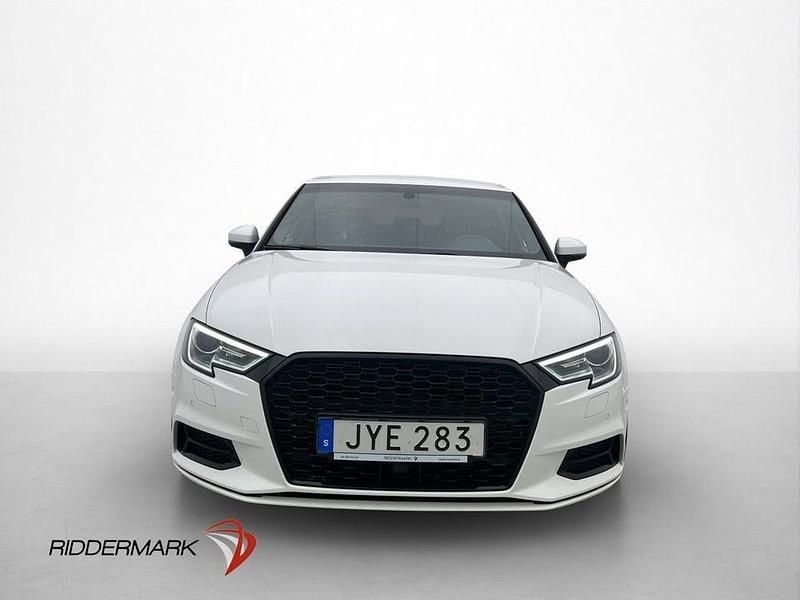 Begagnad Audi A3 S-Line 150 HK (110 kW) 2017 Vit Sedan