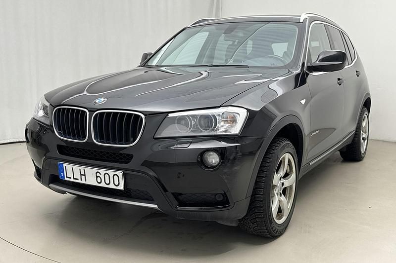 Svart Begagnad 2013 BMW X3 SUV | 164 000 kr (Marknadspris) - Bild 1/4