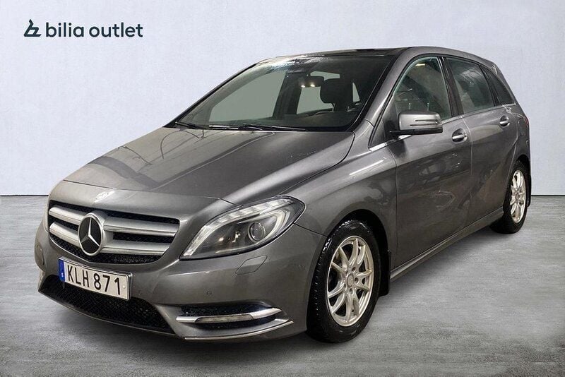 Mörkgrå (mgrå) Begagnad 2014 Mercedes B180 Minibuss | 66 900 kr (Superpris) - Bild 1/3
