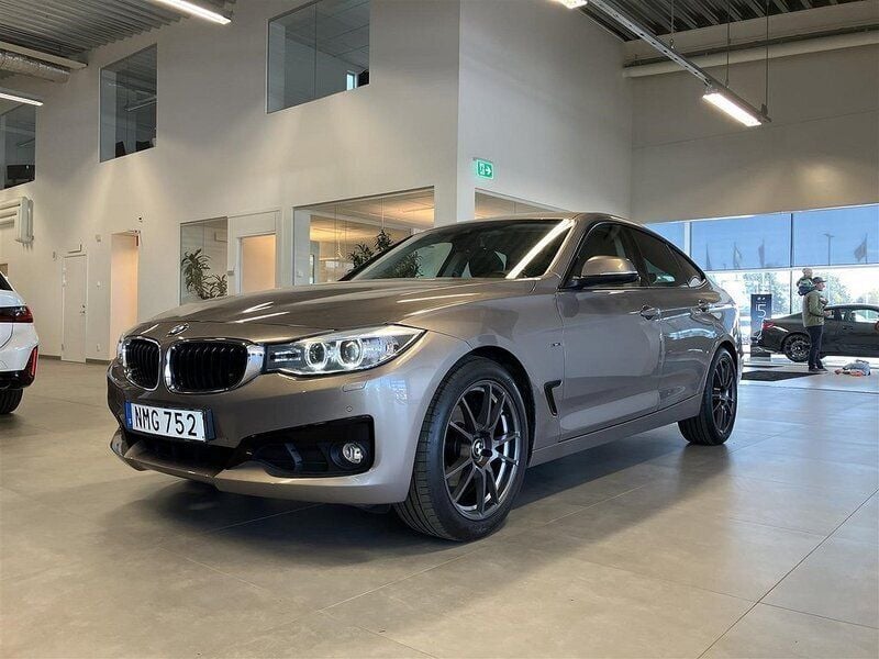 Okänd Begagnad 2015 BMW 320 Gran Turismo Sport Line Sportkupé | 189 800 kr (Marknadspris) - Bild 1/4